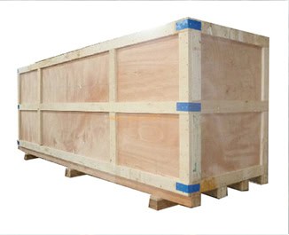美容機器メーカーによって作成された白い背景に木箱。