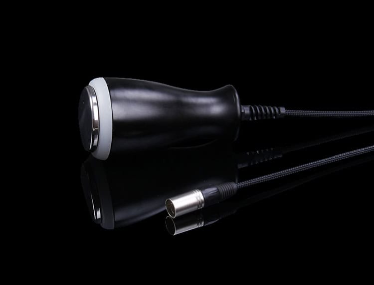 Kabel hitam dengan steker terpasang padanya, kompatibel untuk digunakan dengan Mesin Pembentuk Tubuh 6 in 1 Slimming Beauty.