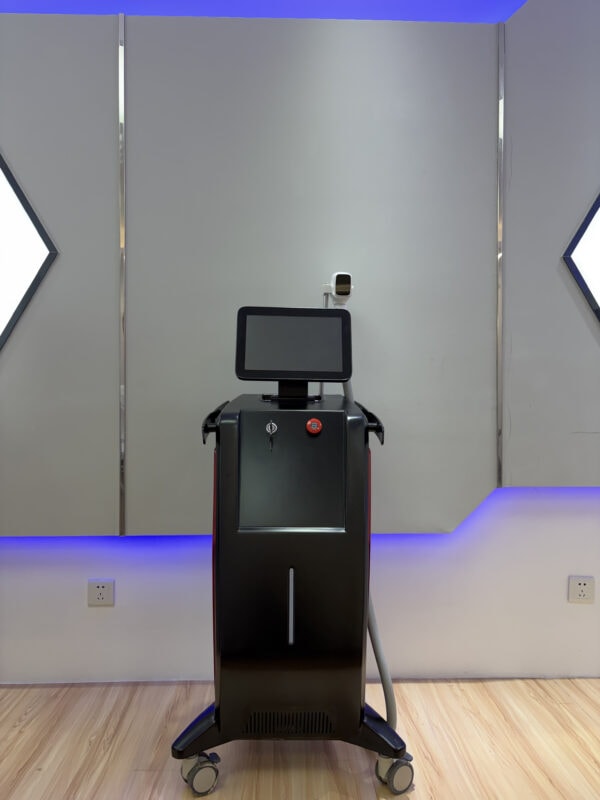 Portable 808nm Diode Laser Machine for Hair Removal.